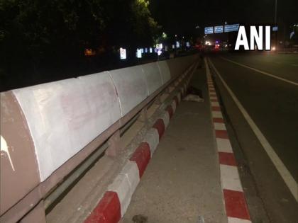 Pro-Khalistan made graffiti on Delhi's Kashmiri Gate flyover graffiti police registers FIR | दिल्ली के कश्मीरी गेट फ्लाइओवर पर बनाई गई खालिस्तान समर्थन में ग्राफिटी, पुलिस ने दर्ज किया FIR