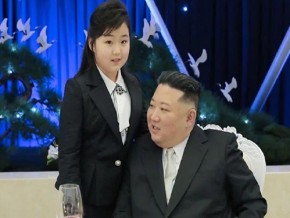 Kim-Jong Un's daughter pics growing resentment among North Korean's people says report | किम-जोंग उन की बेटी की तस्वीरें देख 'तीन वक्त के खाने' के लिए तरस रहे उत्तर कोरियाई हो रहे हैरान! लोगों में बढ़ रही नाराजगी: रिपोर्ट