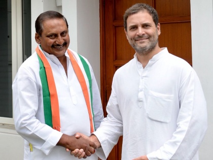 Delhi: Former CM of united Andhra Pradesh N Kiran Kumar Reddy rejoins Congress | आंध्र प्रदेश के बागी पूर्व मुख्यमंत्री ने की कांग्रेस में 'घरवापसी', इस तरह पहुंचाएंगे राहुल गांधी को फायदा!