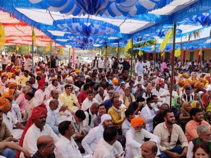 now Kisan Mahapanchayat was organized in Madhya Pradesh, a large number of farmers gathered demanding the withdrawal of new agricultural laws. | पंजाब, हरियाणा, यूपी व राजस्थान के बाद अब मध्य प्रदेश में हुआ किसान महापंचायत का आयोजन, किसानों ने नए कृषि कानूनों को वापस लेने की मांग की