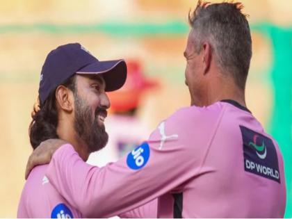 GT vs DC: KL Rahul takes a dig at Kevin Pietersen, mocks mentor's Maldives trip | WATCH | GT vs DC: केएल राहुल ने मेंटर केविन पीटरसन की मालदीव यात्रा पर ली चुटकी, सुनकर जोर-जोर से हँसने लगी पूरी टीम | WATCH