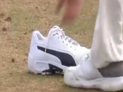india vs england when kl rahul loses his shoes and ben stokes helped to bring it back | Ind Vs Eng: खेल के बीच में जब केएल राहुल के पैर से निकल गया जूता, देखें ये मजेदार वीडियो