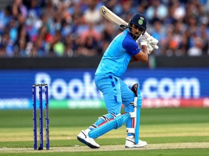 T20 World Cup 2022: KL Rahul hits back-to-back fifties, hits 51 against Zimbabwe | टी20 विश्वकप 2022: केएल राहुल ने बनाई बैक-टू-बैक फिफ्टी, जिम्बाब्वे के खिलाफ ठोके 51 रन