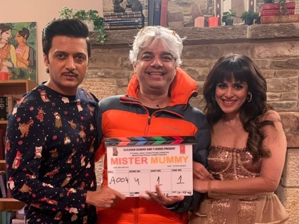 Riteish Deshmukh and Genelia D'Souza starrer film Mr Mummy Shooting started in England | रितेश देशमुख-जेनेलिया ने शुरू की 'मिस्टर मम्मी' की इंग्लैंड में शूटिंग, सामने आई तस्वीरें