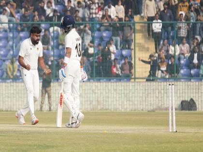 Ranji Trophy 2025 Himanshu Sangwan becomes ninth pacer to get Virat Kohli bowled in First-Class cricket | Ranji Trophy: हिमांशु सांगवान प्रथम श्रेणी क्रिकेट में विराट कोहली को बोल्ड करने वाले नौवें तेज गेंदबाज बने