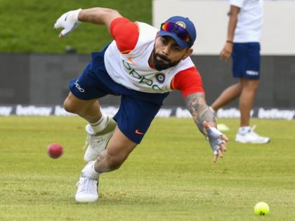 Kamal R Khan attack on Virat Kohli, says- leave captaincy when not able to win matches | विराट कोहली पर बॉलीवुड प्रोड्यूसर ने साधा निशाना, कहा- मैच नहीं जीत सकते तो छोड़ दो कप्तानी, काम नहीं आएगा नाटक