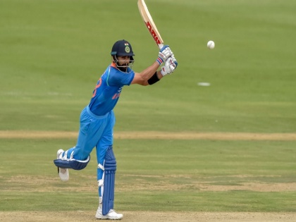virat kohli hits 38th odi century becomes first indian to score three successive ODI tons | IND Vs WI: कोहली लगातार तीन शतक बनाने वाले पहले भारतीय बल्लेबाज, लगाई रिकॉर्ड्स की झड़ी