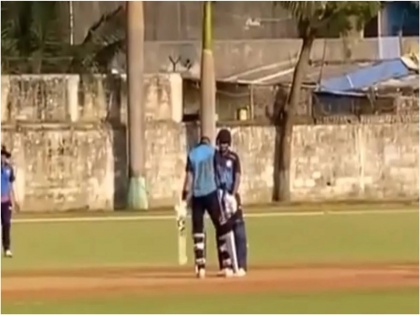 Krunal Pandya Cried After Getting To Hundred In Vijay Hazare Trophy 2021 video viral | भारतीय टी-20 टीम से बाहर होने वाले क्रुणाल पंड्या की धमाकेदार बल्लेबाजी, शतक जड़ने के बाद बीच मैदान छलक पड़े आंखों से आंसू