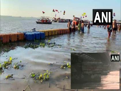 Yamuna water level Delhi reached under the danger mark Ganga-Yamuna river in Prayagraj | दिल्ली में यमुना का जलस्तर खतरे के निशान के नीचे पहुंचा, प्रयागराज में उफान पर गंगा-यमुना नदी