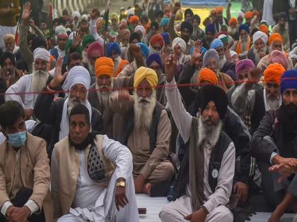 kisan andolan farm laws breaking news updates in hind supreme court hearing | किसान आंदोलन पर सुप्रीम कोर्ट का बड़ा फैसला, तीनों कृषि कानूनों पर लगाई रोक, वकील एपी सिंह ने कहा- ये देश के किसानों की जीत kisan andolan farm laws breaking news updates in hind supreme court hearing | किसान आंदोलन पर सुप्रीम कोर्ट का बड़ा फैसला, तीनों कृषि कानूनों पर लगाई रोक, वकील एपी सिंह ने कहा- ये देश के किसानों की जीत