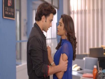 Kumkum Bhagya Preview March 18 2020 Prachi informs Ranbir family about her missing memory card | Kumkum Bhagya Preview, March 18, 2020: एक बार फिर से मुसीबत में फंस सकता है रणबीर, प्राची से हो गई ये बड़ी गलती