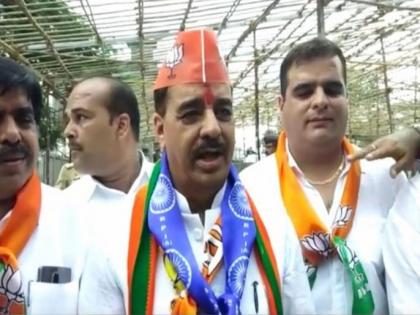 Maharashtra Assembly Polls 2019: Ulhasnagar BJP Candidate Kumar Ailani calls Devendra Fadnavis PM, Video goes viral | महाराष्ट्र चुनाव: बीजेपी उम्मीदवार ने सीएम देवेंद्र फड़नवीस को बताया 'प्रधानमंत्री', वीडियो हुआ वायरल
