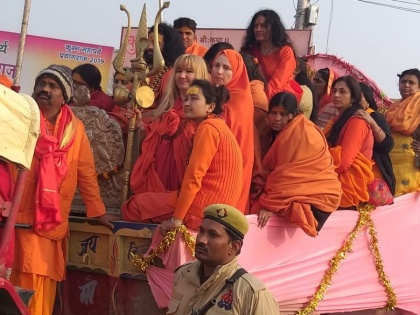 Dr. Shivakant Bajpai's Blog: Symbol of Kumbh, Religious Divinity and Bravery | डॉ. शिवाकांत बाजपेयी का ब्लॉगः कुंभ, धार्मिक दिव्यता और शौर्य का प्रतीक 