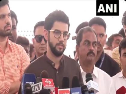 Kunal Kamra Row: Aditya Thackeray came in support of the stand-up comedian, asked- why should Kunal Kamra apologize? | Kunal Kamra Row: स्टैंड-अप कॉमेडियन के समर्थन में आए आदित्य ठाकरे, पूछा- क्यों माफी मांगे कुणाल कामरा?