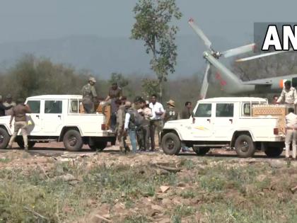 watch 12 Cheetah Indian Air Force's Mi-17 helicopters carrying second batch lands Kuno National Park in Madhya Pradesh see video  | Kuno National Park: कूनो राष्ट्रीय उद्यान में कुल 20 चीते हुए, 2-8 साल की उम्र के, वीडियो देख होंगे दंग