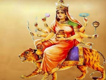Shardiya Navratri 2021 maa kushmanda puja vidhi mantra and aarti | Shardiya Navratri 2021: मां दुर्गा का चौथा रूप है मां कूष्मांडा, जानें पूजा विधि, मंत्र और आरती