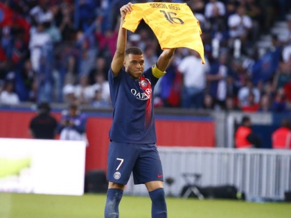 French League 2023 Kylian Mbappé history won Golden Boot record fifth time ended campaign with 29 goals watch video | French League 2023: एम्बाप्पे ने रचा इतिहास, रिकॉर्ड पांचवी बार गोल्डन बूट जीता, 29 गोल के साथ अभियान का अंत, देखें वीडियो