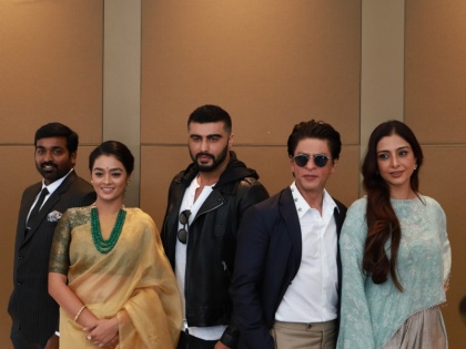Shah Rukh Khan, Tabu and other starts in 10th year celebrations Indian Film Festival of Melbourne | शाहरुख खान से जोया अख्तर तक, इंडियन फिल्म फेस्टिवल ऑफ मेलबर्न के 10 वें साल के जश्न में पहुंचे ये सितारे