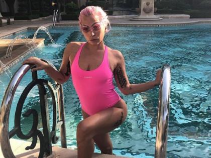 Lady Gaga forgets to take a bath as she was busy making her Next Music Album, here is viral tweet | लेडी गागा को याद नहीं आखिरी बार कब नहाया था, खुद बताई यह बात Lady Gaga forgets to take a bath as she was busy making her Next Music Album, here is viral tweet | लेडी गागा को याद नहीं आखिरी बार कब नहाया था, खुद बताई यह बात