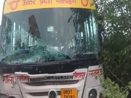 Lakhimpur Kheri Accident Five people killed 10 others injured in collision between roadways bus and van | Lakhimpur Kheri Accident: रोडवेज बस और वैन की जोरदार टक्कर, 5 यात्रियों की मौत, 10 घायल