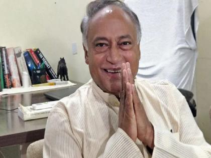 chachaura MLA & Digvijaya Singh's brother says Kamal Nath majboor cm | दिग्विजय सिंह के विधायक भाई ने सीएम कमलनाथ को बताया 'मजबूर सीएम', दिया ये विवादित बयान chachaura MLA & Digvijaya Singh's brother says Kamal Nath majboor cm | दिग्विजय सिंह के विधायक भाई ने सीएम कमलनाथ को बताया 'मजबूर सीएम', दिया ये विवादित बयान