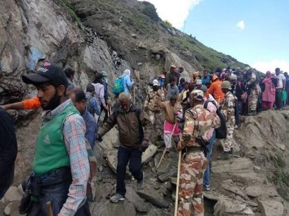 Landslides and avalanches may occur in Kashmir Valley due to changing weather Amarnath Yatra | अमरनाथ यात्रा: बदलते मौसम के कारण कश्मीर वादी में हो सकता है भूस्खलन और हिमस्खलन! श्रद्धालुओं की सुरक्षा के लिए सेना के साथ वायुसेना की भी हुई तैनाती