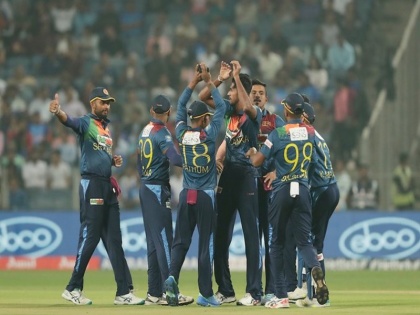 IND vs SL 2nd T20I sri lanka beats India in 2nd T20I | IND vs SL 2nd T20I: श्रीलंका ने दूसरा मुकाबला जीतकर सीरीज में 1-1 से की बराबरी, 16 रनों से इंडिया को हराया