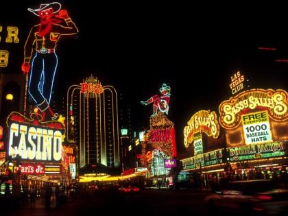 12 Reasons Why You Should Visit Las Vegas at Least Once in Your Lifetime | 12 कारण क्यों विदेश में छुट्टियां मनाने के लिए परफेक्ट है 'लास वेगास'