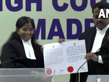 Lekshmana Chandra Victoria Gowri takes oath as an additional judge of the Madras High Court today hearing will be held in the Supreme Court against the appointment | विक्टोरिया गौरी आज मद्रास हाईकोर्ट में जज के रूप में ली शपथ, नियुक्ति के खिलाफ सुनवाई करने से सुप्रीम कोर्ट ने किया इनकार