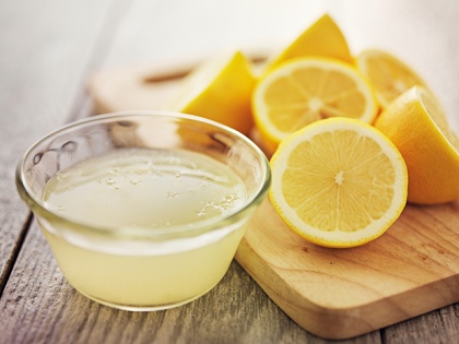 Do not consume these things with lemon even by mistake, it can spoil your health, know the right way to use it. | भूलकर भी नींबू के साथ न करें इन चीजों का सेवन बिगड़ सकती है सेहत, जानें इस्तेमाल का सही तरीका