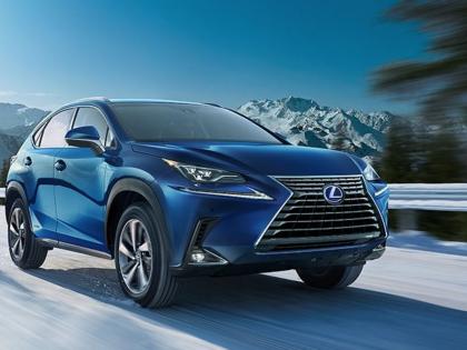 Lexus launches hybrid SUV in india, priced at Rs 99 lakhs | लेक्सस ने भारत में उतारी हाइब्रिड SUV, जानिए कीमत व फीचर्स