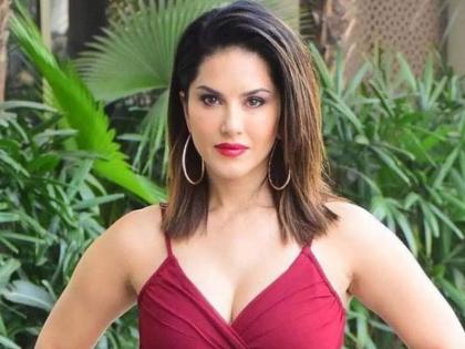 Sunny Leone was going to dance in engineering college, Kerala University VC refused permission: Report | सनी लियोन करने वाली थीं इंजीनियरिंग कॉलेज में डांस, केरल यूनिवर्सिटी ने वीसी ने इजाजत देने से किया इनकार: रिपोर्ट Sunny Leone was going to dance in engineering college, Kerala University VC refused permission: Report | सनी लियोन करने वाली थीं इंजीनियरिंग कॉलेज में डांस, केरल यूनिवर्सिटी ने वीसी ने इजाजत देने से किया इनकार: रिपोर्ट