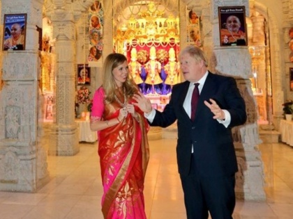 Britain: Johnson arrived at the temple before the election says there is no place in this country for racism or anti-India sentiment | ब्रिटेन: चुनाव से पहले मंदिर में पहुंचे जॉनसन, कहा- इस देश में नस्लवाल या भारत विरोधी भावना के लिए नहीं है कोई जगह