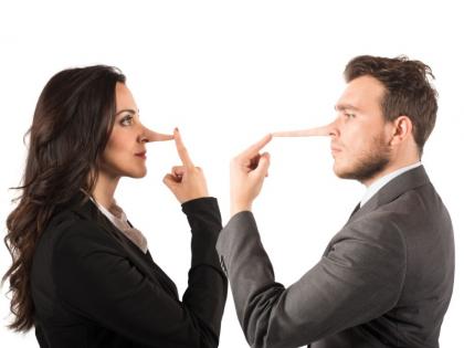 signs you are being a lied, Notice the Signs When Someone Is Lying in hindi | ऑफिस हो या घर सामने वाले की ये 6 हरकतें खोल देंगी उनके झूठ का पोल