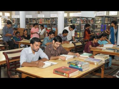 Why shouldn't every hospital have a library | हर अस्पताल में क्यों न हो एक पुस्तकालय ! 