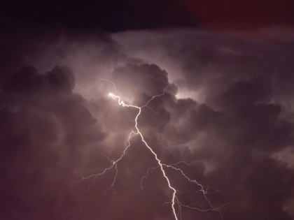 28 people killed due to lightning in Bihar, UP, weather in north India is humid | बिहार, UP में आकाशीय बिजली की चपेट में आकर 28 लोगों की मौत, जानिए कैसा रहा उत्तर भारत में मौसम का हाल