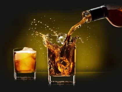 Rajasthan MLA seeks reopening of liquor shops, says alcohol can kill virus in throats | लॉकडाउन: राजस्थान में उठी शराब ठेके फिर खोलने की मांग, कई विधायक आए सामने