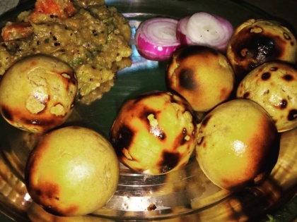 How to make a Litti-chokkha at home recipe in Hindi | सिर्फ बिहारी ही नहीं आपको भी भा जाएगा घर पर बनें लिट्टी-चोखा का स्वाद