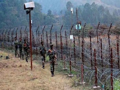 2 Lashkar terrorists shot dead 100 metres from LoC | जम्मू-कश्मीर: सेना ने नियंत्रण रेखा के पास घुसपैठ की कोशिश की नाकाम, दो आतंकवादी ढेर