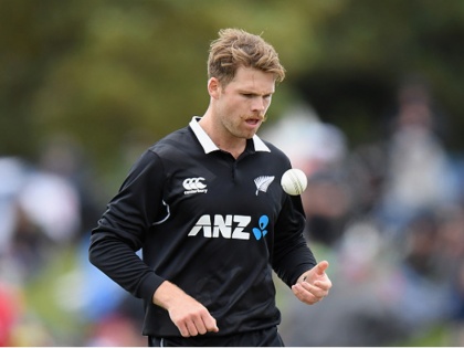 T20 World Cup New Zealand fast bowler Lockie Ferguson ruled out 'grade II' calf injury Adam Milne campaign suffered | T20 World Cup: न्यूजीलैंड टीम को बड़ा झटका, दिग्गज तेज गेंदबाज टी20 विश्व कप से बाहर, ये बॉलर होगा शामिल