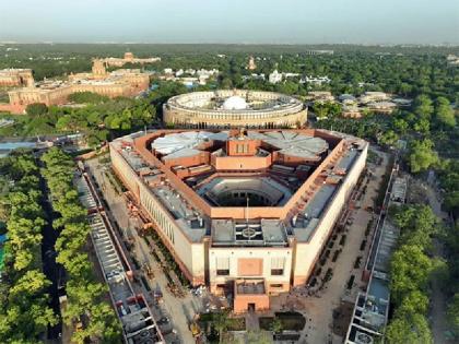 BJP Congress cases over Parliament scuffle case reached crime branch Parliament Winter Session live Rajya Sabha adjourned till noon Lok Sabha adjourned indefinitely | Parliament Winter Session: हंगामे के बाद संसद दोपहर तक के लिए स्थगित, बीजेपी-कांग्रेस आमने सामने; धक्का-मुक्की मामला पहुंचा क्राइम ब्रांच तक BJP Congress cases over Parliament scuffle case reached crime branch Parliament Winter Session live Rajya Sabha adjourned till noon Lok Sabha adjourned indefinitely | Parliament Winter Session: हंगामे के बाद संसद दोपहर तक के लिए स्थगित, बीजेपी-कांग्रेस आमने सामने; धक्का-मुक्की मामला पहुंचा क्राइम ब्रांच तक