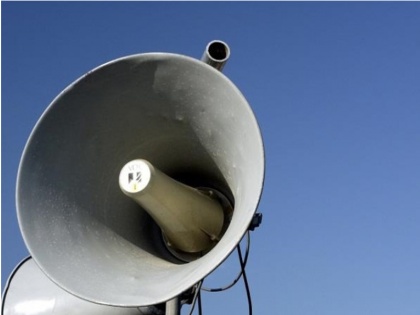 loudspeaker to be removed from religious places in up | यूपी में बिना इजाजत के धार्मिक स्थलों पर नहीं बजेंगे लाउडस्पीकर, जारी किए आदेश