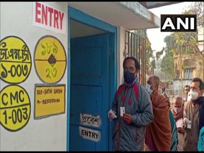 West Bengal municipal corporations Voting begins 953 candidates in the fray counting of votes on February 14 | पश्चिम बंगालः 4 नगर निगमों के चुनाव के लिए मतदान शुरू, मैदान में 953 उम्मीदवार, मतगणना 14 फरवरी को