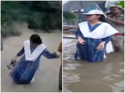 Lucknow rain Commissioner Roshan Jacob took stock of the situation in knee-deep water video viral | बारिश से बेहाल लखनऊ, घुटने भर पानी में कमिश्नर रोशन जैकब ने लिया हालात का जायजा, वीडियो हुआ वायरल