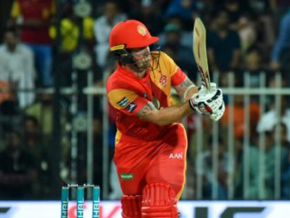 pakistan super league 2018 luke ronchi inning islamabad united defeats karachi kings | PSL 2018: न्यूजीलैंड के ल्यूक रोंची की धमाकेदार बल्लेबाजी, इस्लामाबाद की 8 विकेट से जीत