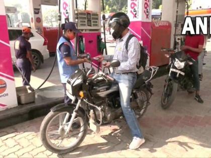 Fuel prices hiked by 80 paise a litre; petrol above Rs 112 in Mumbai | पेट्रोल-डीजल 80 पैसे और महंगा, 4 दिनों के भीतर तीसरी बार बढ़े ईंधन के दाम, मुंबई में एक लीटर के लिए चुकाने होंगे 112 रुपए