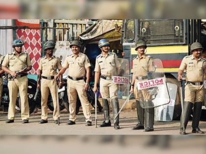 Indore Are you Bangladeshi citizen Show your ID card 15 migrant workers questioned Aadhaar cards show West Bengal addresses madhya pradesh police | बांग्लादेशी नागरिक हो, आईकार्ड दिखाओ?, 15 प्रवासी श्रमिकों से पूछताछ, आधार कार्ड देख खुले राज? Indore Are you Bangladeshi citizen Show your ID card 15 migrant workers questioned Aadhaar cards show West Bengal addresses madhya pradesh police | बांग्लादेशी नागरिक हो, आईकार्ड दिखाओ?, 15 प्रवासी श्रमिकों से पूछताछ, आधार कार्ड देख खुले राज?