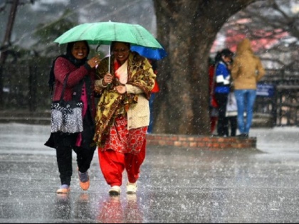 Heavy rain warning in six districts of Madhya Pradesh, danger of falling in other 9 districts | मध्य प्रदेश के छह जिलों में भारी बरसात की चेतावनी, अन्य 9 जिलों में बिलजी गिरने का खतरा