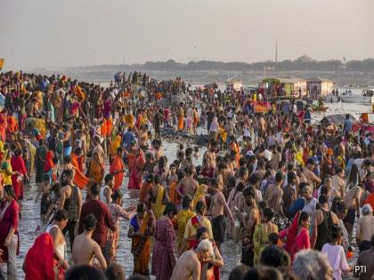 Maha Kumbh 2025: New traffic rules ahead of holy bath on 'Maghi Purnima' amid huge crowds | Maha Kumbh 2025: भारी भीड़ के बीच 'माघी पूर्णिमा' पर पवित्र स्नान से पहले नए यातायात नियम Maha Kumbh 2025: New traffic rules ahead of holy bath on 'Maghi Purnima' amid huge crowds | Maha Kumbh 2025: भारी भीड़ के बीच 'माघी पूर्णिमा' पर पवित्र स्नान से पहले नए यातायात नियम