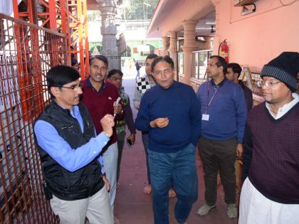 Ujjain: Knowing the measures of erosion in the Mahakal temple, the team of ASI, expressed satisfaction | उज्जैनः महाकाल मंदिर में क्षरण के उपायों को जानने पंहुची एएसआई की टीम, जताई संतुष्टि Ujjain: Knowing the measures of erosion in the Mahakal temple, the team of ASI, expressed satisfaction | उज्जैनः महाकाल मंदिर में क्षरण के उपायों को जानने पंहुची एएसआई की टीम, जताई संतुष्टि